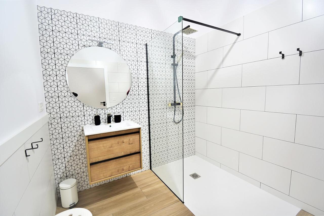 Galihost - Apartamentos Mamuela Ribadumia Εξωτερικό φωτογραφία