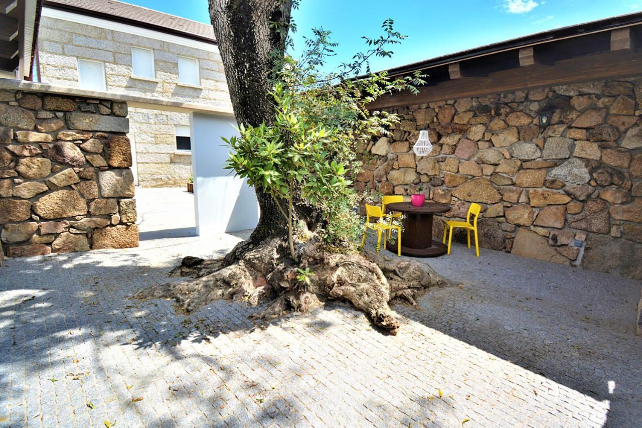 Galihost - Apartamentos Mamuela Ribadumia Εξωτερικό φωτογραφία