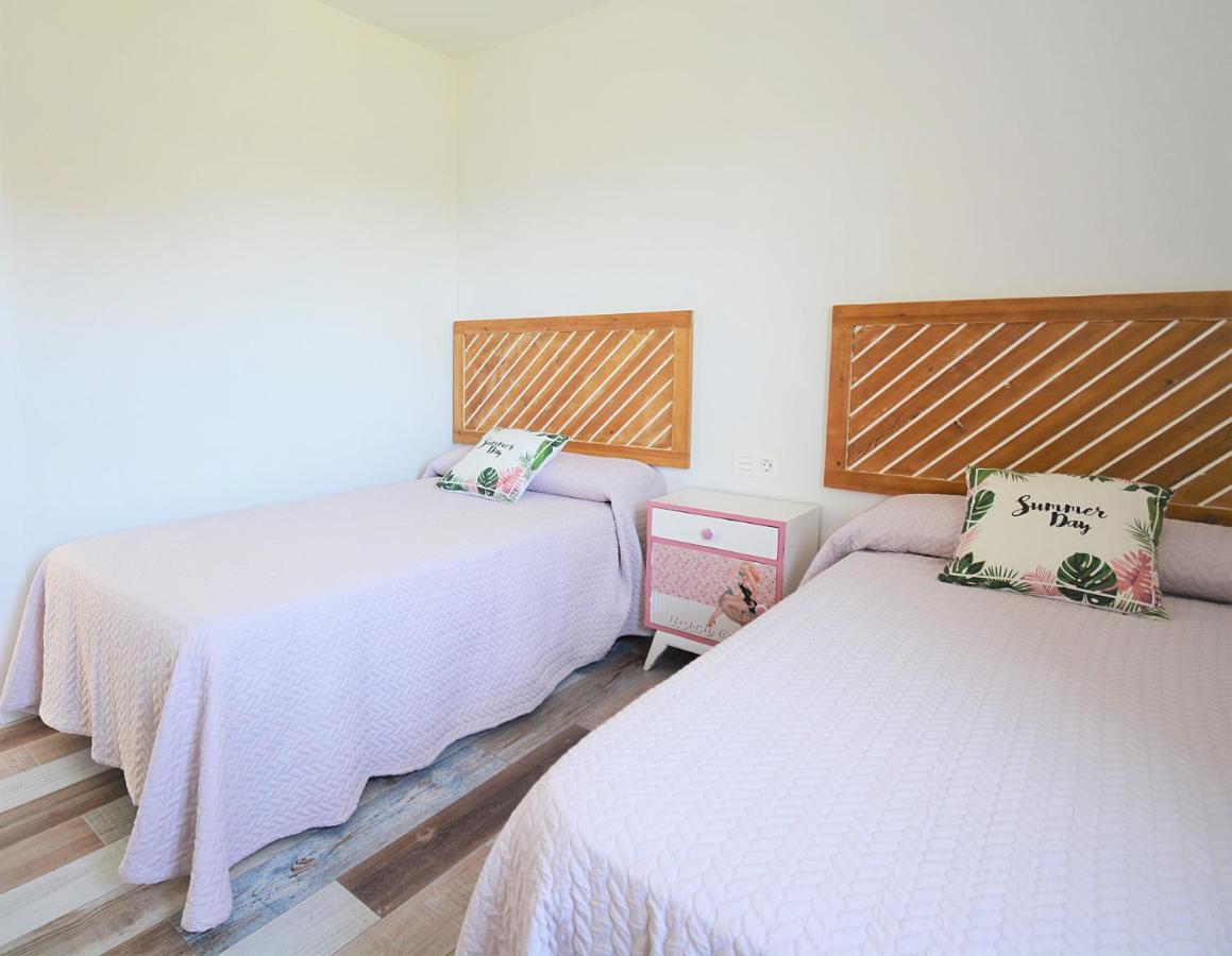 Galihost - Apartamentos Mamuela Ribadumia Εξωτερικό φωτογραφία
