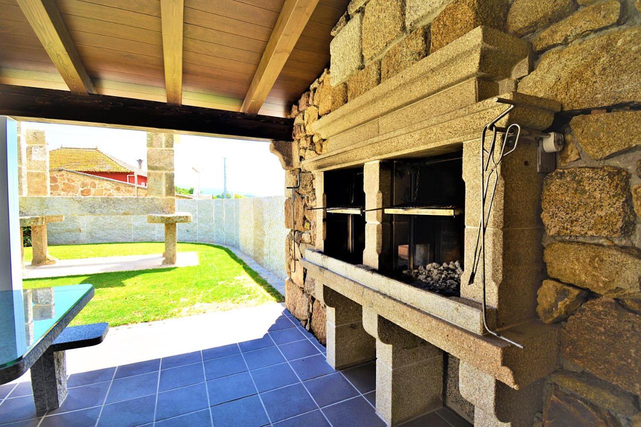 Galihost - Apartamentos Mamuela Ribadumia Εξωτερικό φωτογραφία
