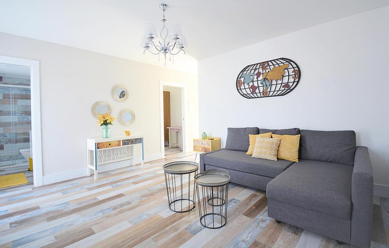 Galihost - Apartamentos Mamuela Ribadumia Εξωτερικό φωτογραφία